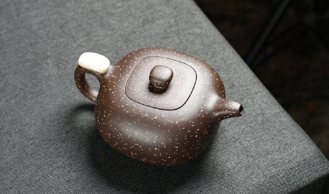 Чайник Сюй Дамина со слоновой костью