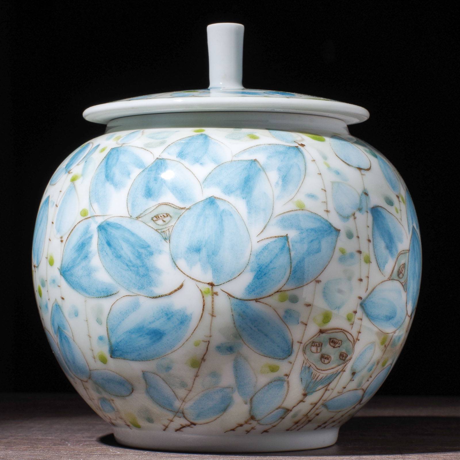 Чайница "Цветок лотоса", фарфор из Цзиндэчжэнь (400060)-