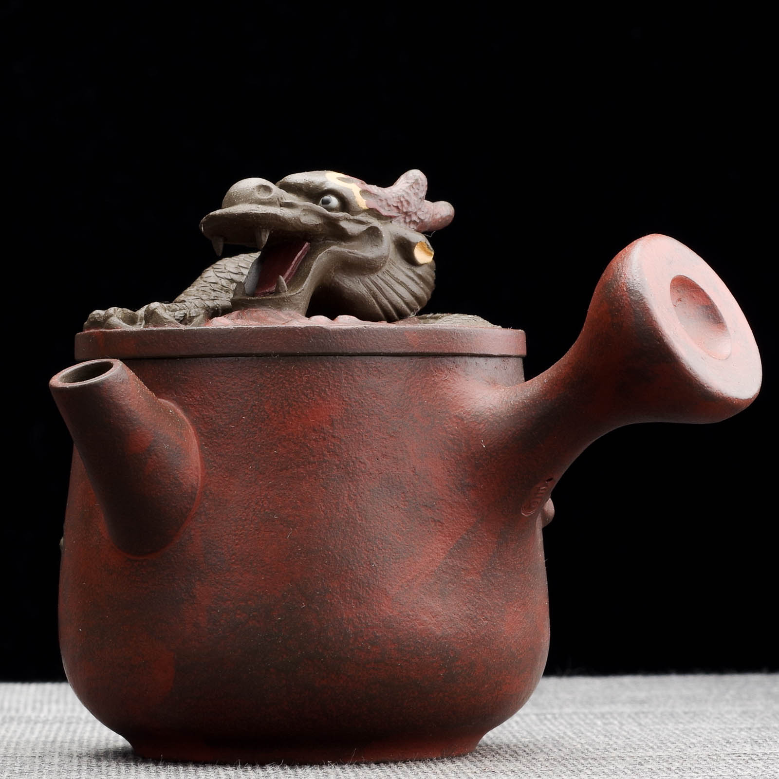 Чайник 120мл "Морской Дракон", мастер Гао Шуйбо, исинская глина (7900140)-