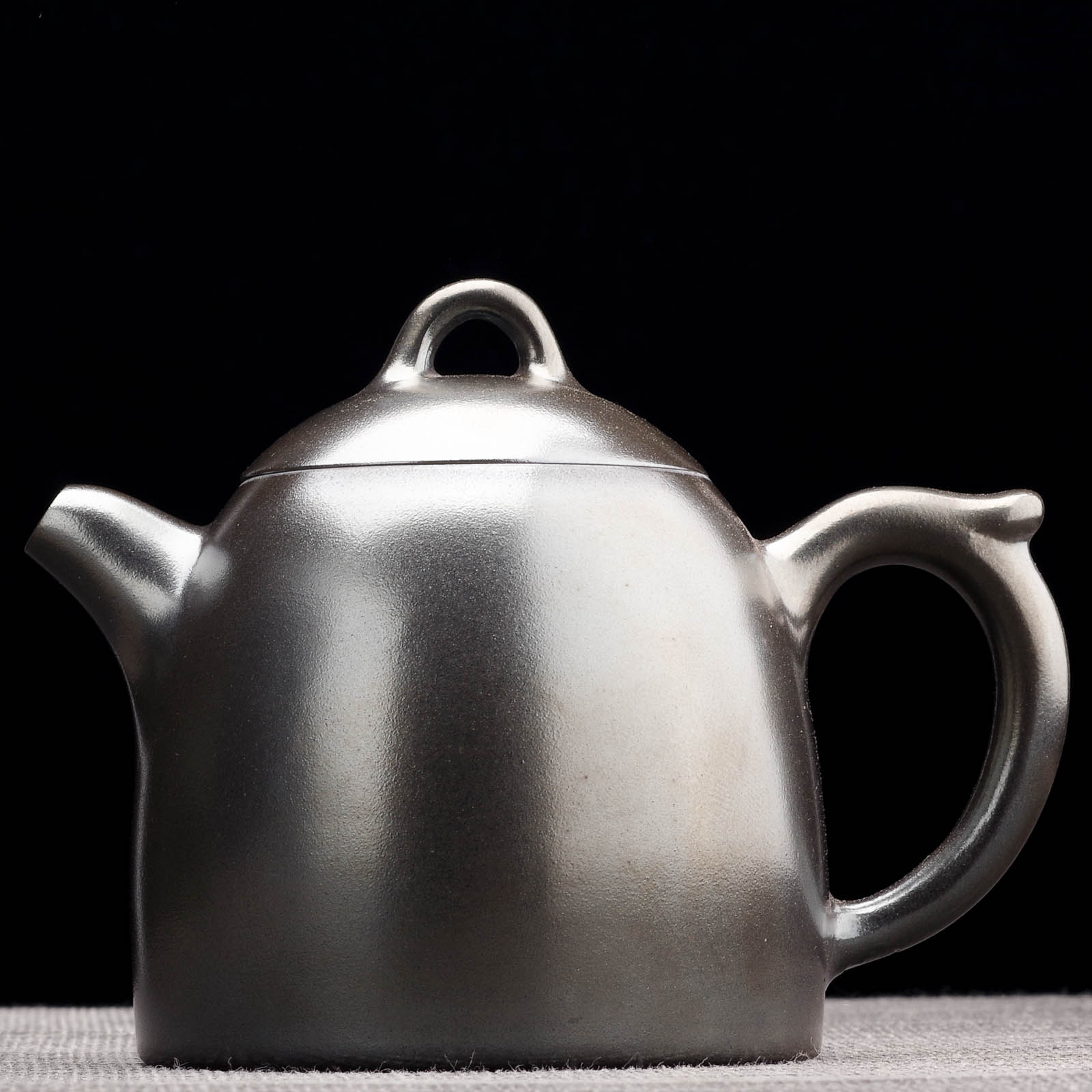 Чайник 165мл "Цинская гиря", Тан Тянъюань, Нисинтао (781087)-