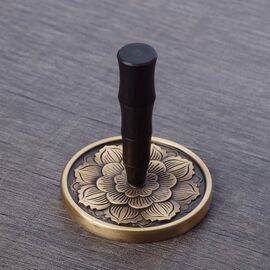 Пресс для пепла "Лотос", латунь, 5см (111067)-