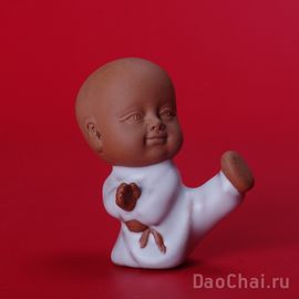 Фигурка "Занятия тайцзицюань " №4, (глина, глазурь жу яо)-