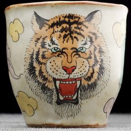 Пиала 100мл "Тигр", керамика из Цзиндечжень, Цзе Чжицзюнь (404941)-