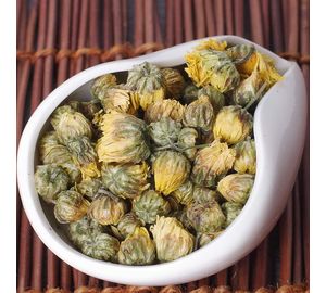 Зародыш цветов хризантемы "Тай Цзюй Ван", 2016-