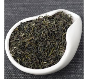 Би Ло Чунь "Изумрудные Спирали Весны", 2025-