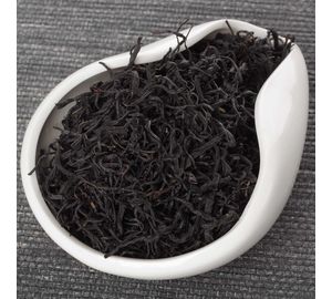 Цзюцюй Хунмэй, Лунцзин Хунча "Красная слива реки Девяти изгибов", 2025 HQ-