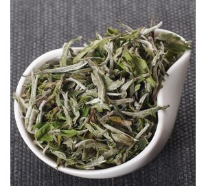 Бай Му Дань "Белый пион", 2025-