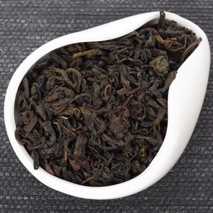 Тинюй Цзанча "Шум дождя", 2016-