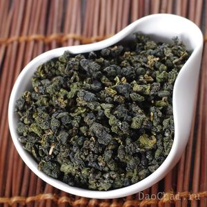 Шан Ли Си Цинсян «Ручей хвойного леса», 2025 весна-