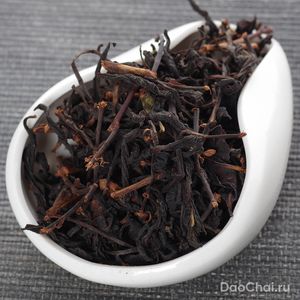 Дяньфэн Е Ван Хунча "Дикорос с вершины", 2025-