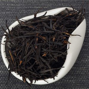 Чжунго Хун  «Китайский красный», 2025-